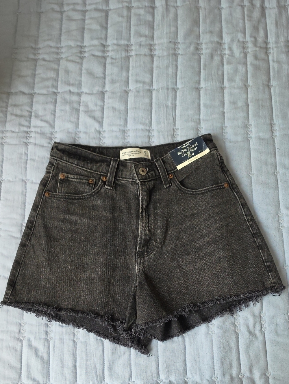 The 90s Relaxed Cutoff Shorts (High Rise) (Curve Love)